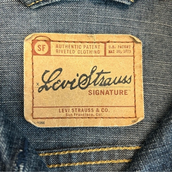 Levi's blue denim jean jacket Sz S - Picture 5 of 9